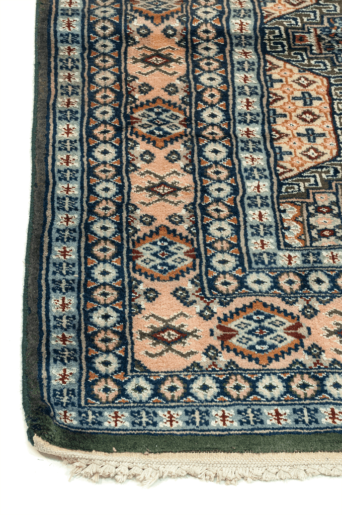 Pakistani Hand-Made Wool and Silk Rug - Tabak Rugs